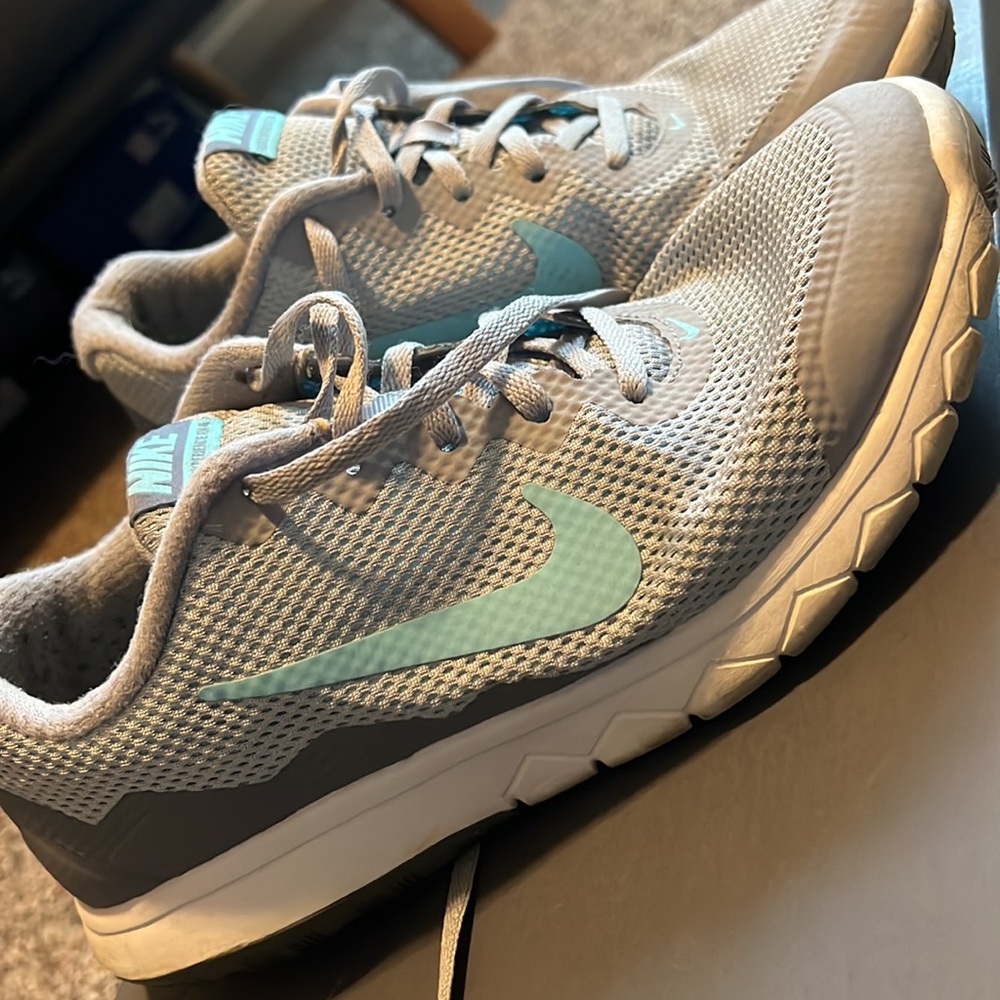 Nike flex experience RN 4
